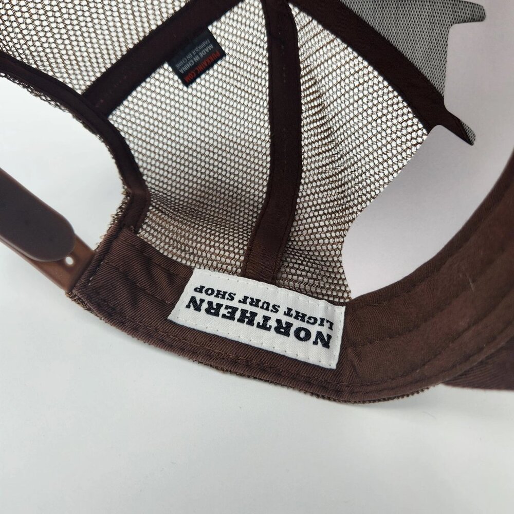 Northern Light Surf Shop Hat Cap Snap Back Mens One Size Brown Trucker Mesh NWOT - Picture 6 of 6